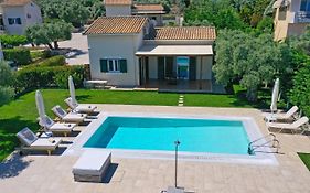 Lefkogea Villas & Apartments